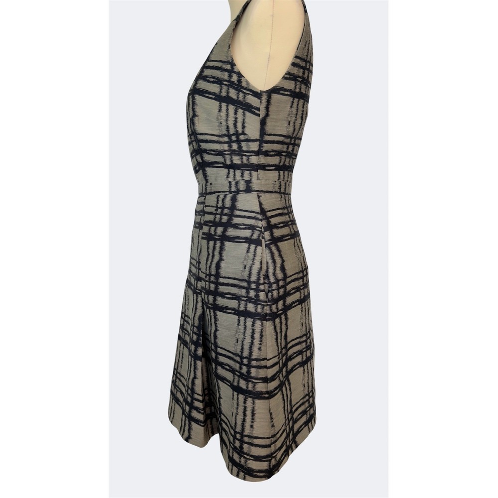 Reiss Grey & Black Plaid Fit and Flare Designer Dress Sleeveless Pleated Size 4 - Picture 8 of 14